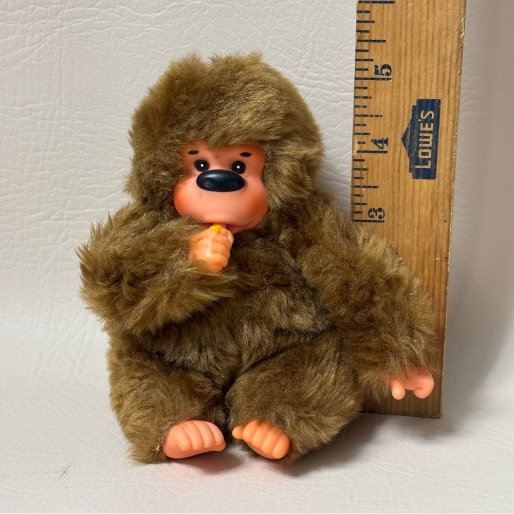 Vintage 1980s Baby Gonga Thumb Sucking Plush Gorilla - Picture 6 of 7